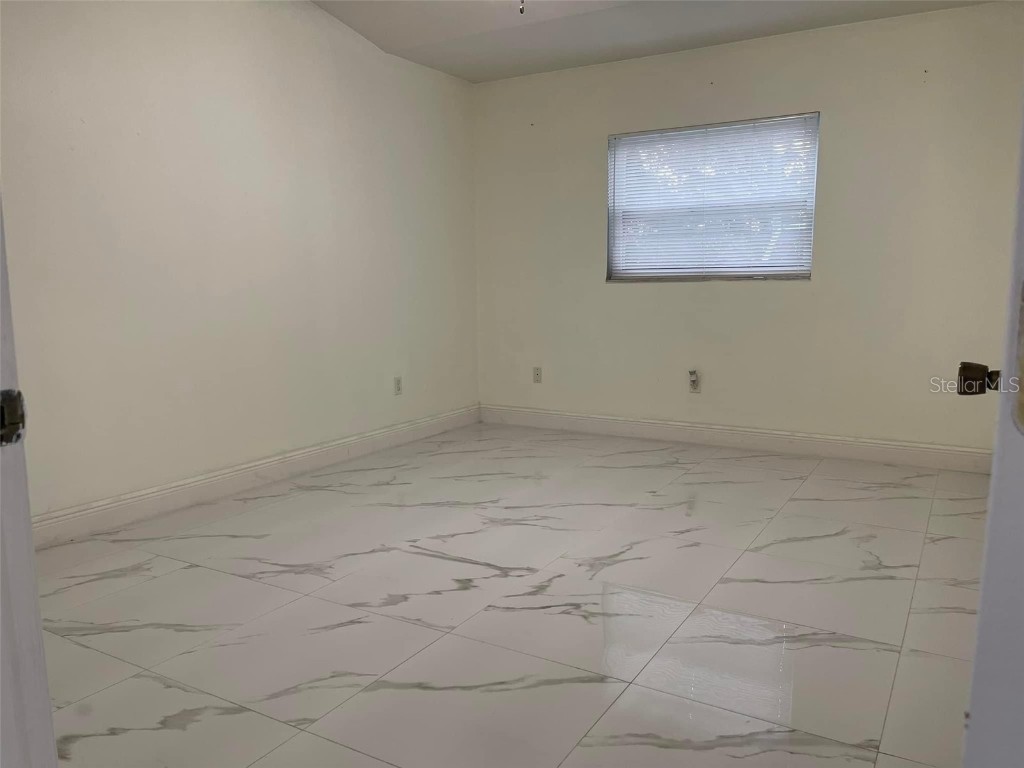 8601 Twin Lakes Boulevard Tampa FL 33614 TB8328260 image20