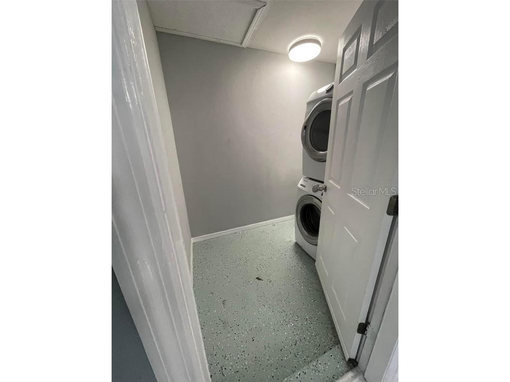 8601 Twin Lakes Boulevard Tampa FL 33614 TB8328260 image26