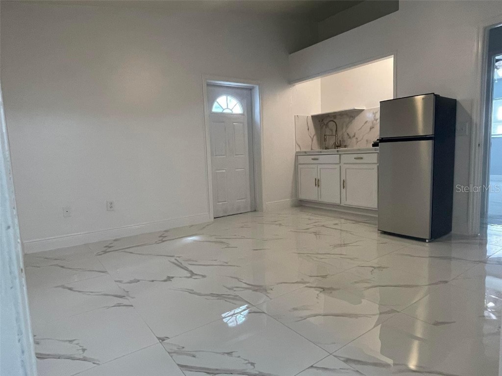 8601 Twin Lakes Boulevard Tampa FL 33614 TB8328260 image48