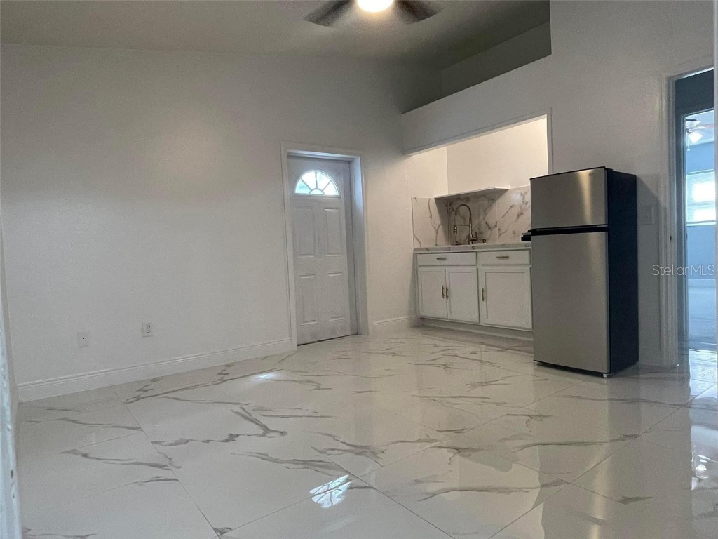 8601 Twin Lakes Boulevard Tampa FL 33614 TB8328260 image49