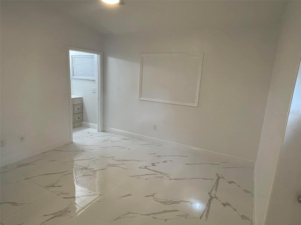 8601 Twin Lakes Boulevard Tampa FL 33614 TB8328260 image50