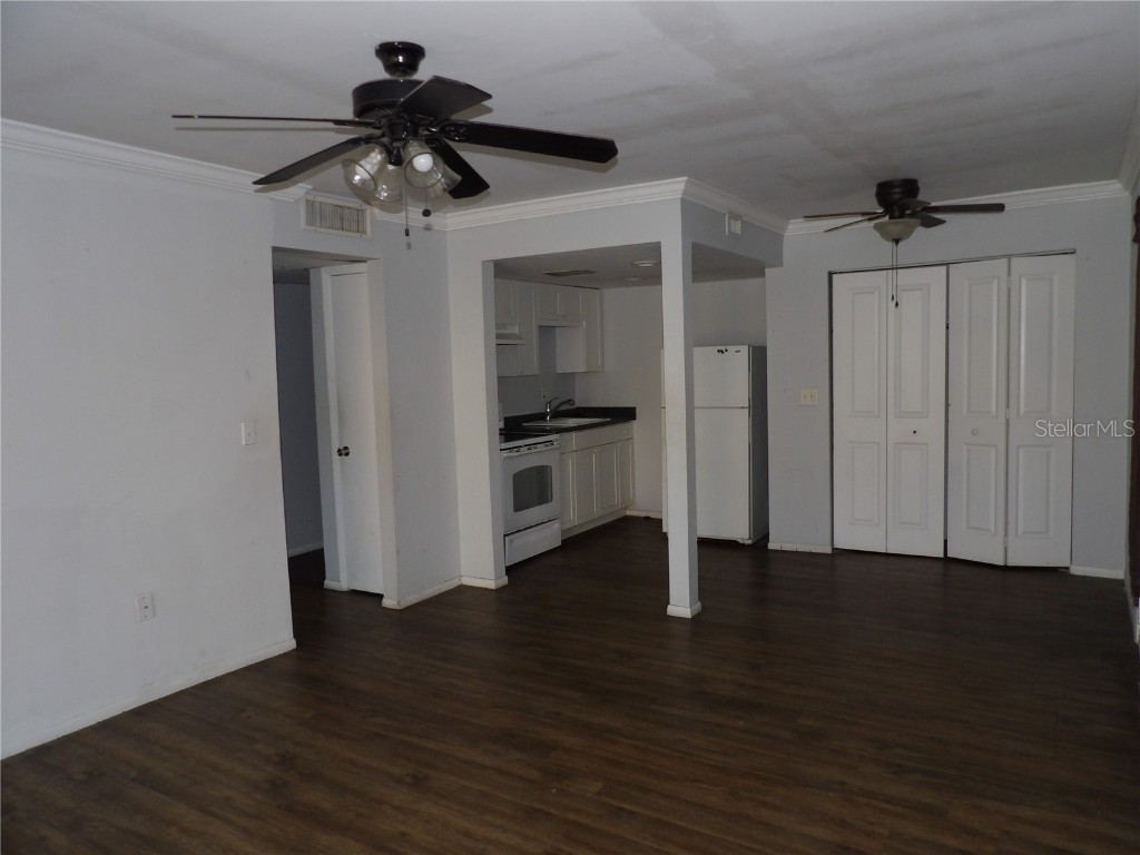 8602 Champlain #87 Tampa FL 33614 TB8437157 image10
