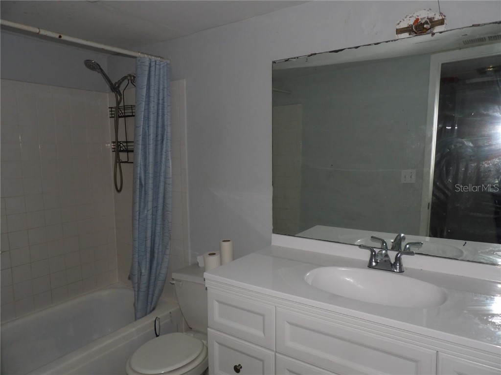 8602 Champlain #87 Tampa FL 33614 TB8437157 image16