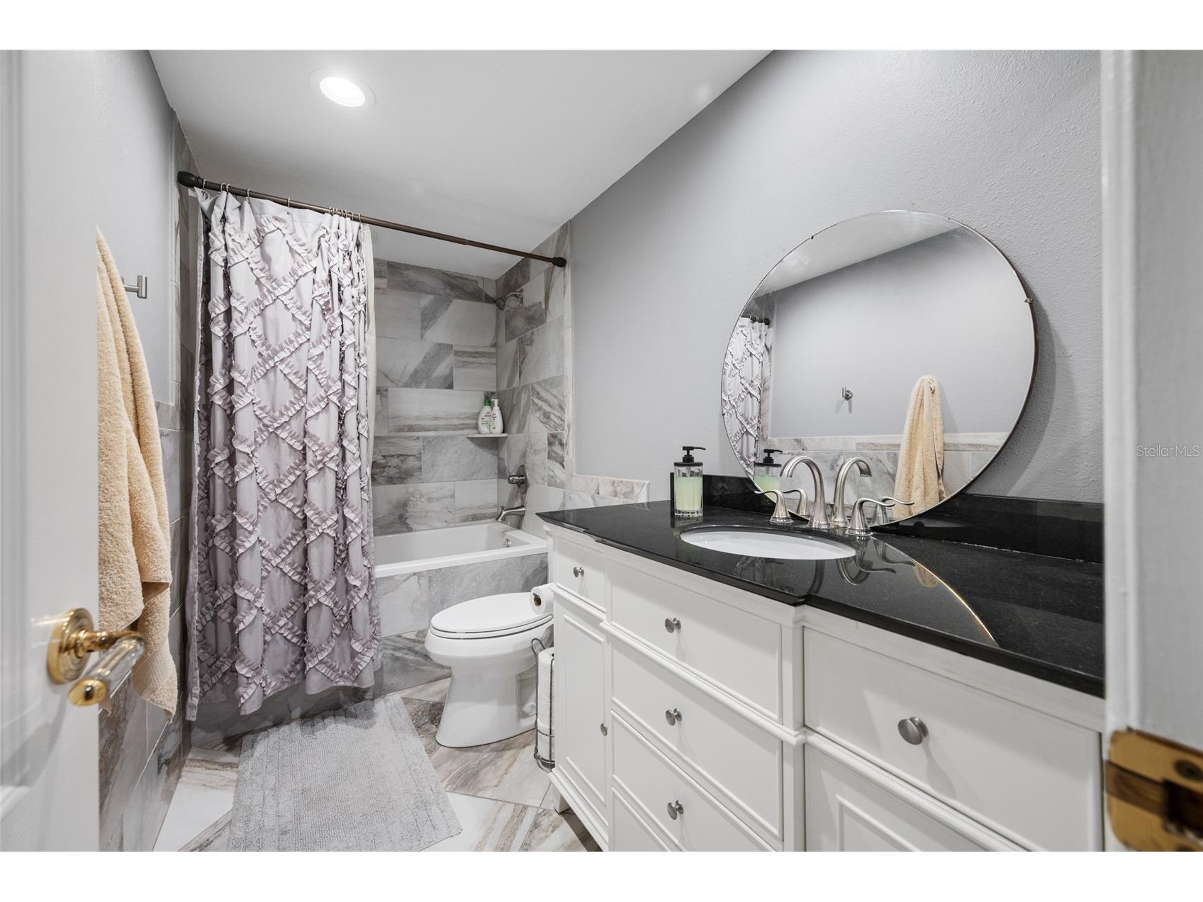8602 Leighton Drive Tampa FL 33614 TB8471004 image28