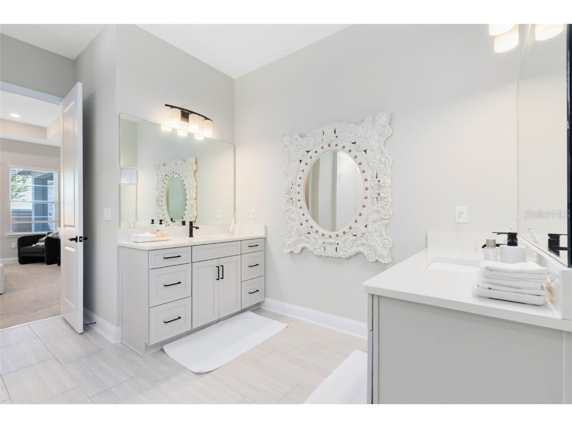 8603 Dubochet Street Orlando FL 32827 O6360404 image13