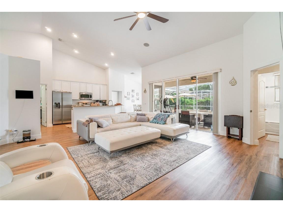 8603 Wild Cherry Court Orlando FL 32836 O6343681 image14