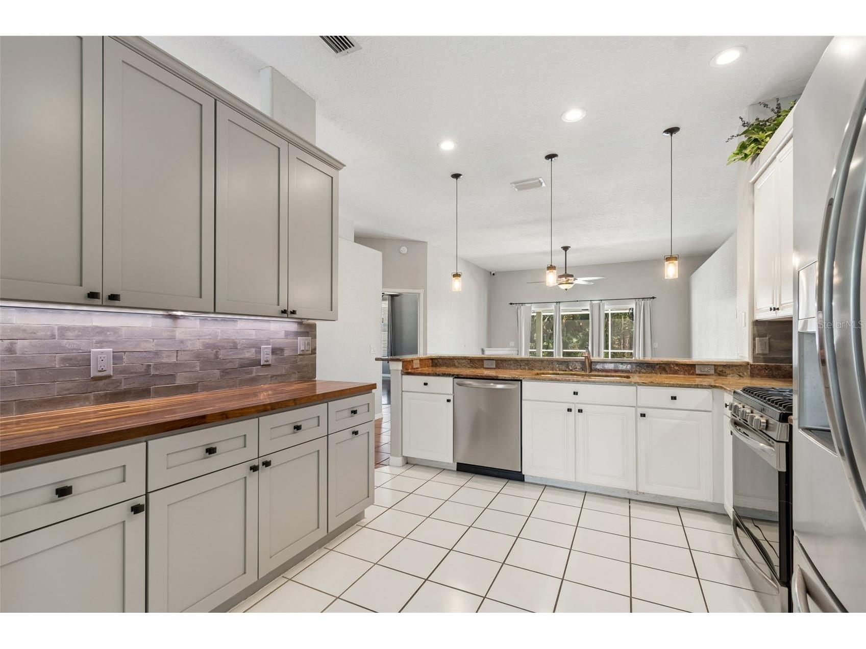 8604 Brookway Circle Tampa FL 33635 TB8512575 image17