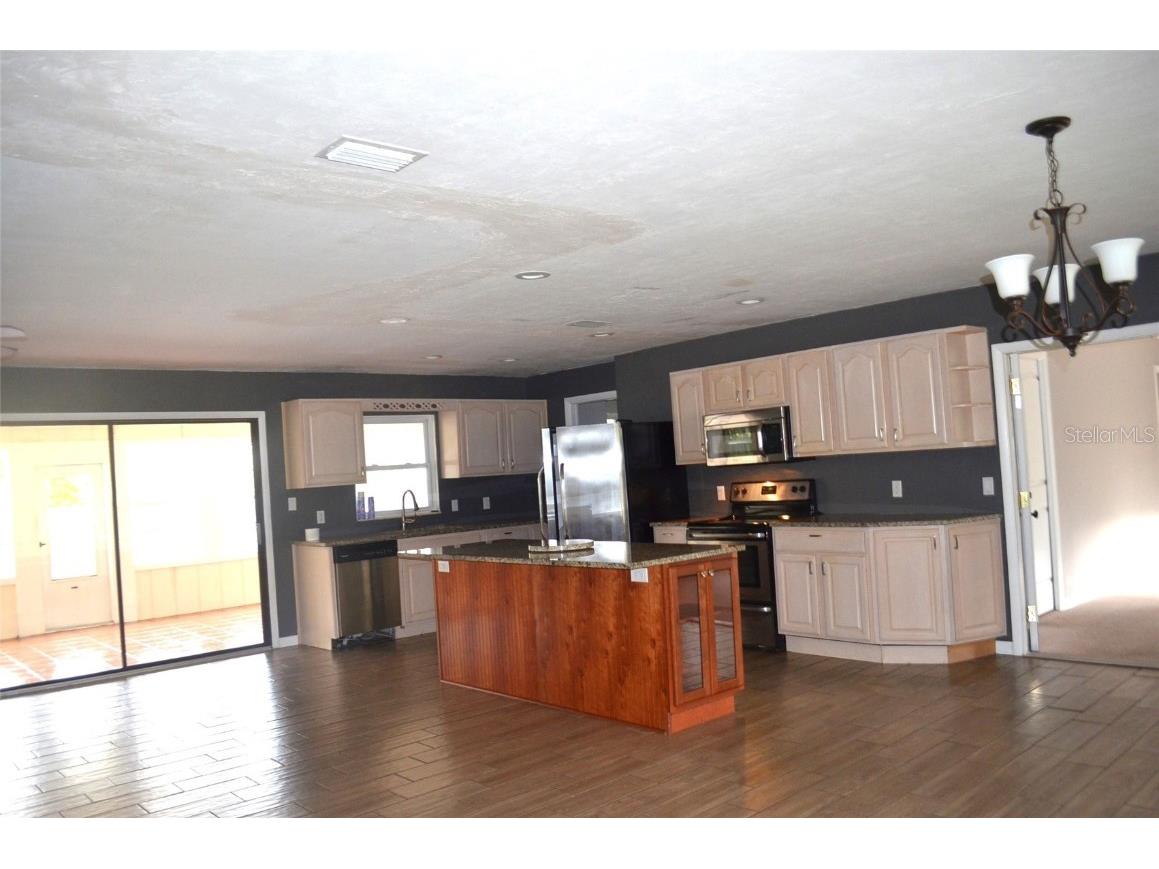 8604 NW 1st Avenue Gainesville FL 32607 GC527089 image6