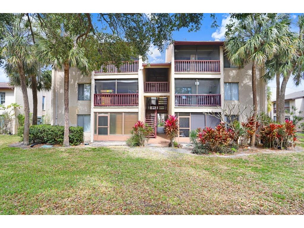 8605 Huron Court #33 Tampa FL 33614 TB8481552 image1