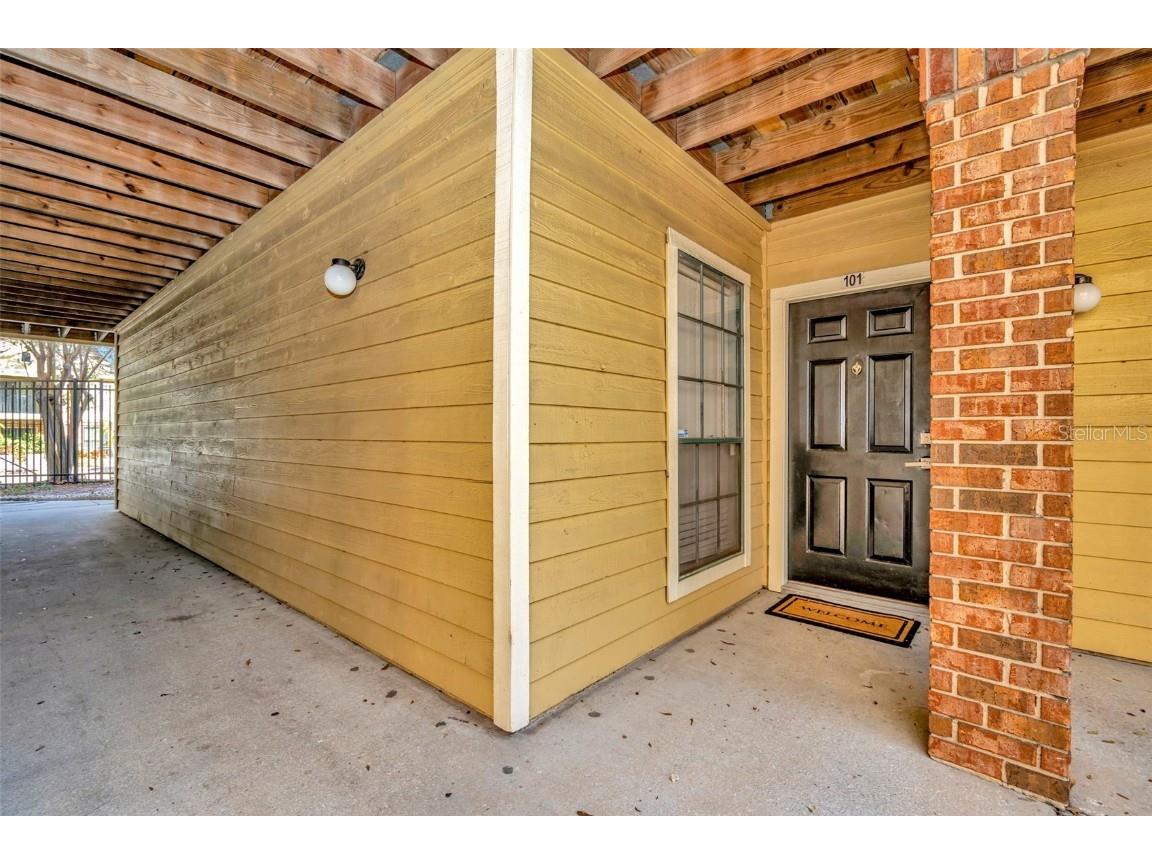 8605 Mallard Reserve Drive #101 Tampa FL 33614 TB8324509 image1