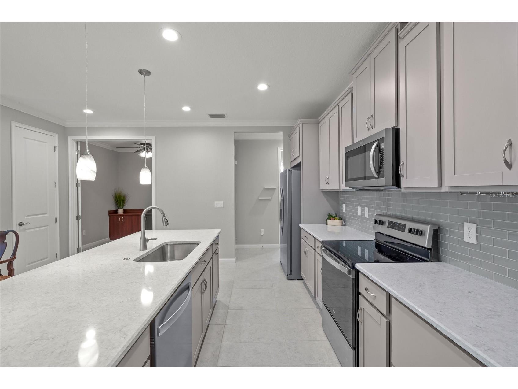 8605 Rain Song Road Sarasota FL 34238 A4678947 image8