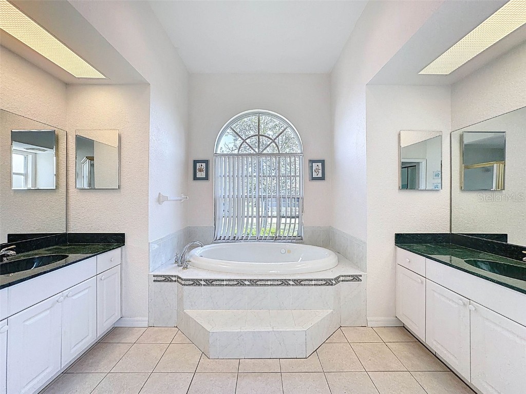 8606 Coral Creek Loop Hudson FL 34667 W7874155 image23