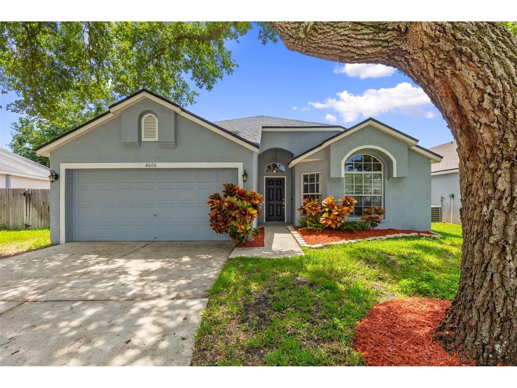 8606 Fawn Creek Drive Tampa FL 33626 TB8512187 image1