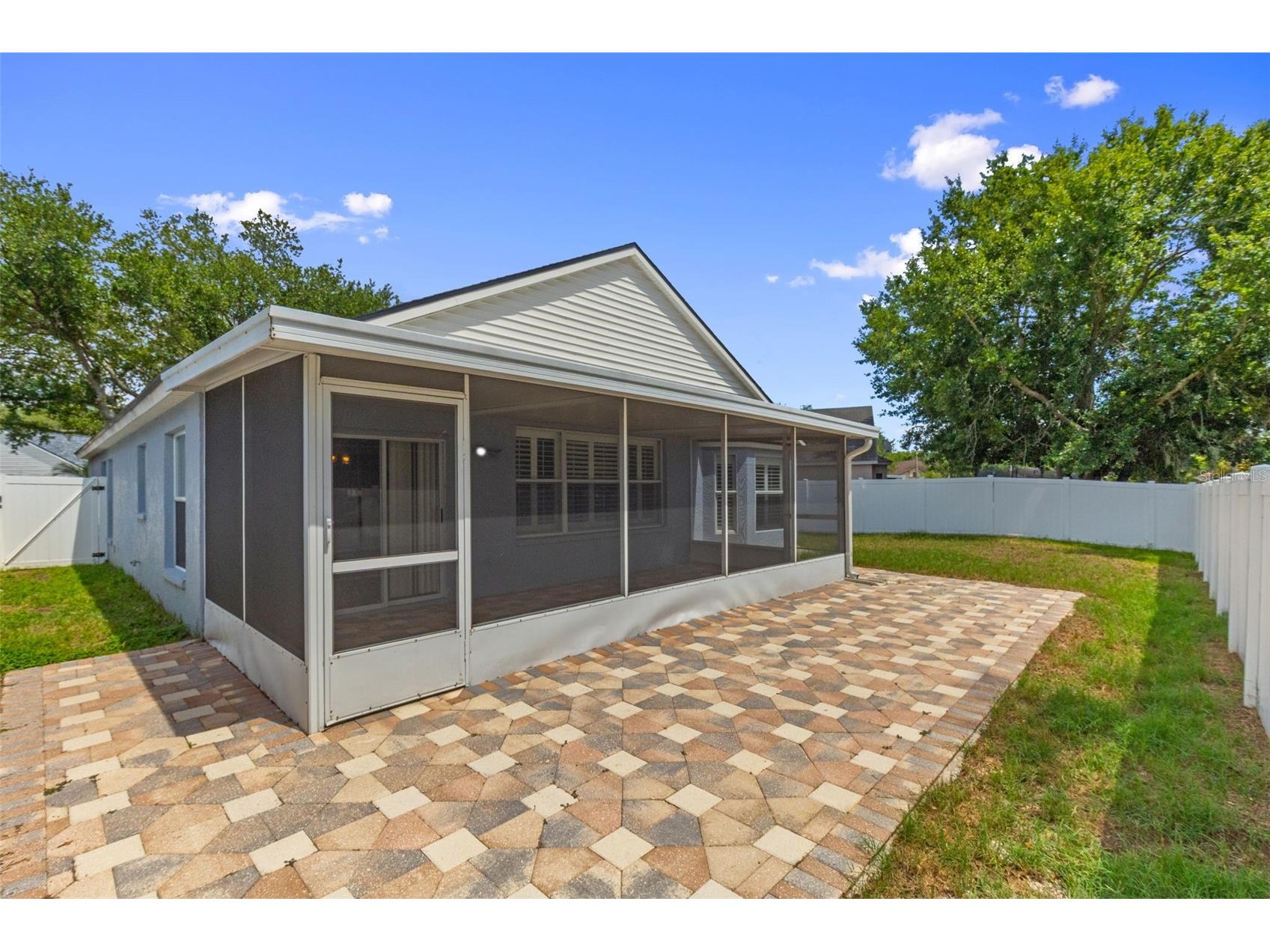 8606 Fawn Creek Drive Tampa FL 33626 TB8512187 image36