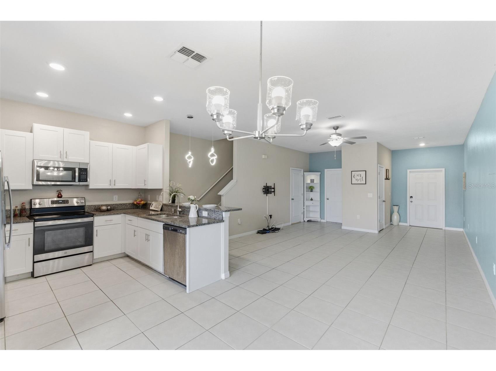 8606 Reedville Street New Port Richey FL 34654 - WEST MOON LAKE W7883980 image11