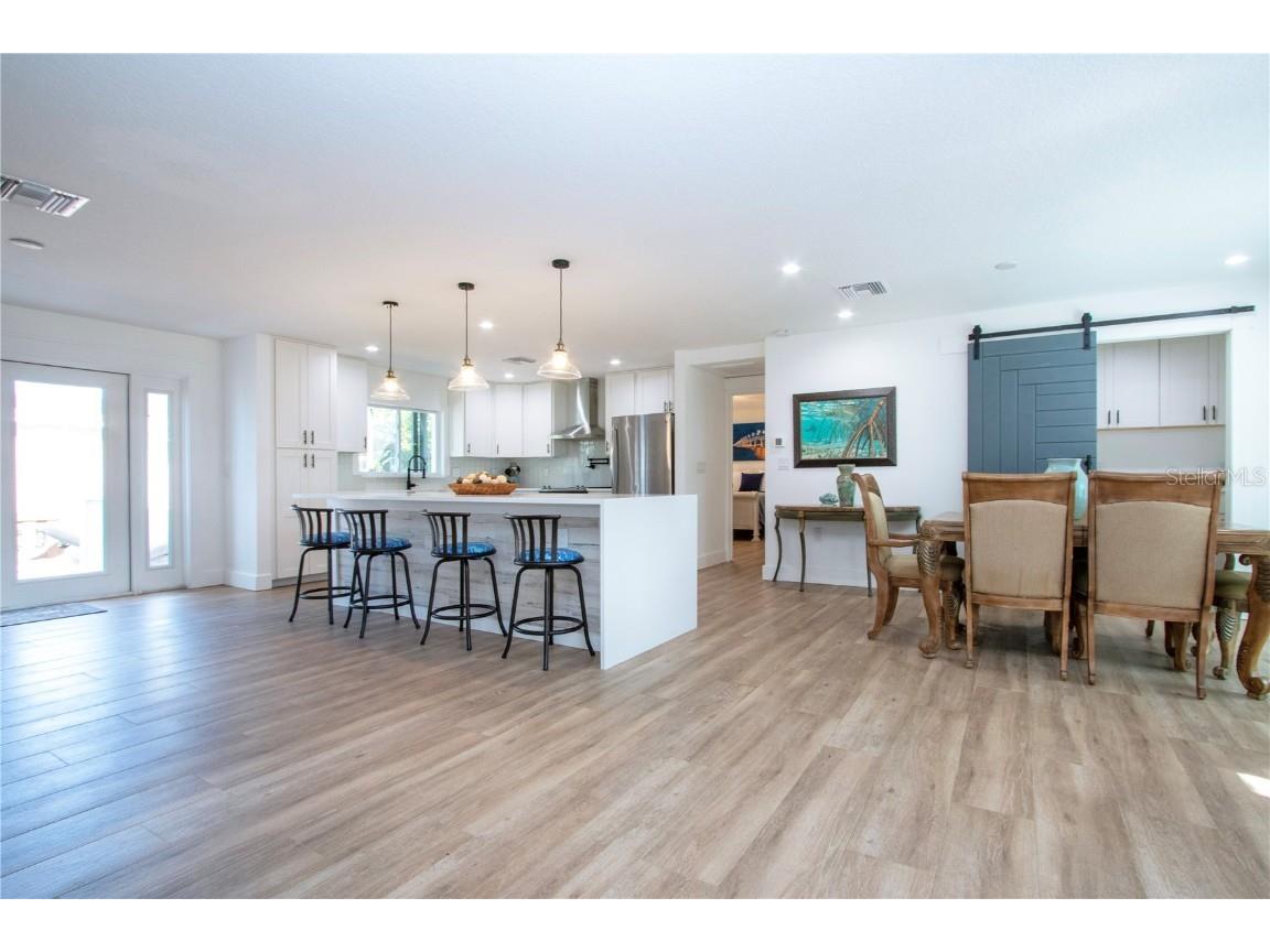 8607 50th Avenue W Bradenton FL 34210 A4670602 image15