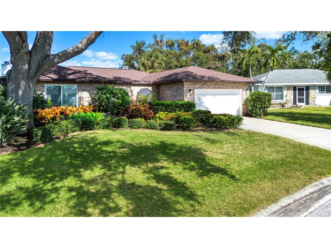 8607 50th Avenue W Bradenton FL 34210 A4670602 image2