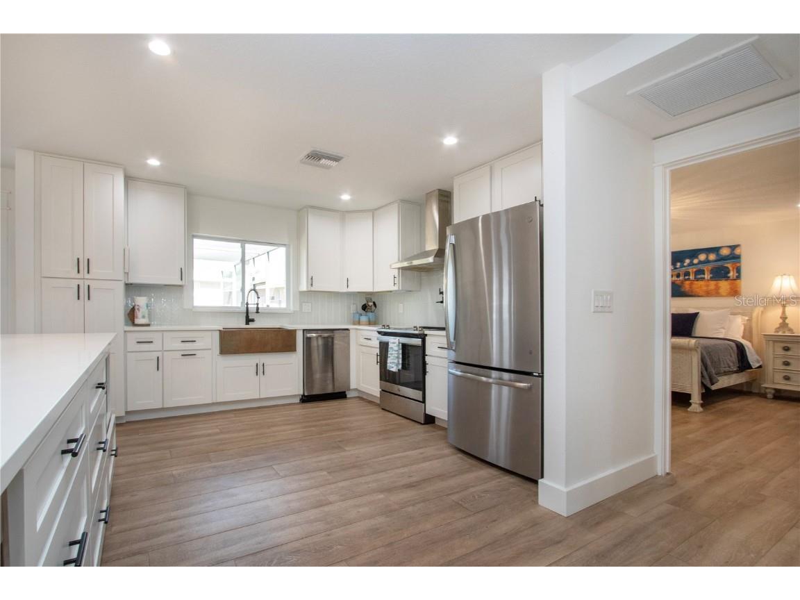 8607 50th Avenue W Bradenton FL 34210 A4670602 image23