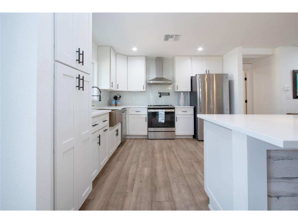 8607 50th Avenue W Bradenton FL 34210 A4670602 image28