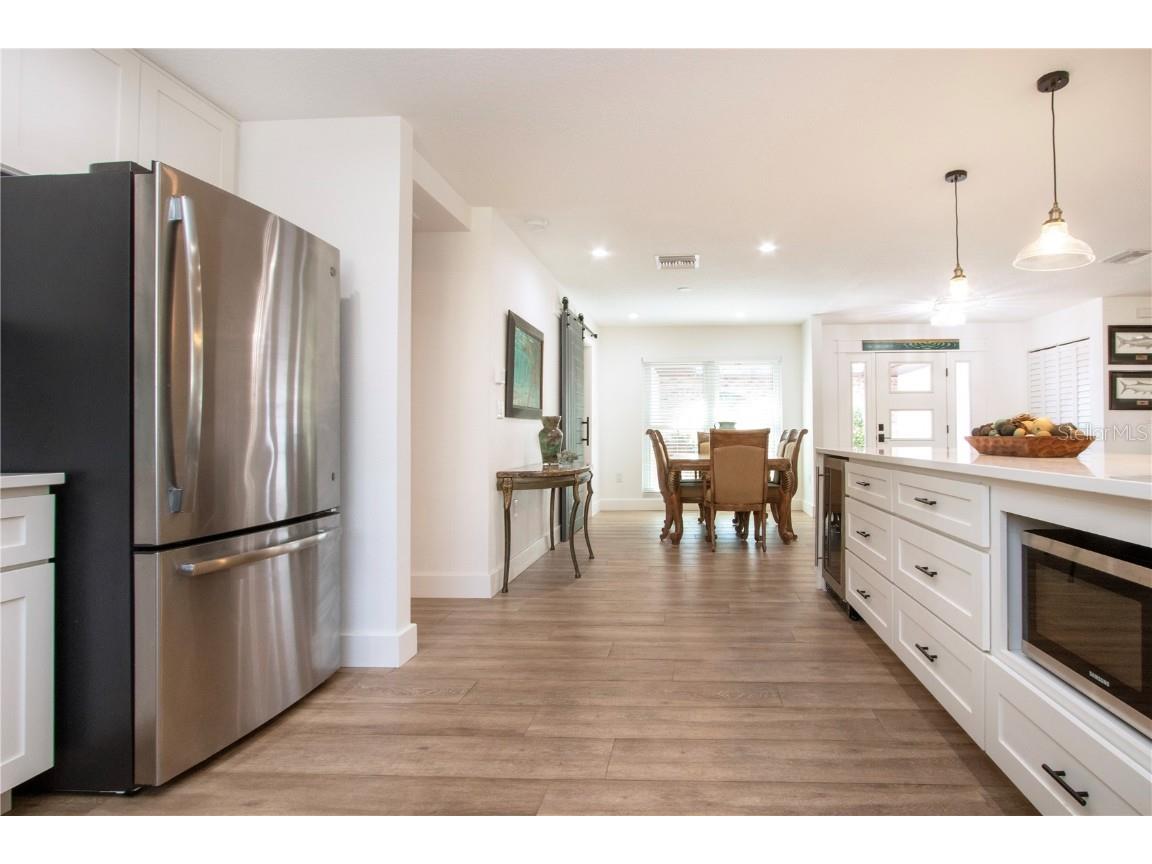 8607 50th Avenue W Bradenton FL 34210 A4670602 image32