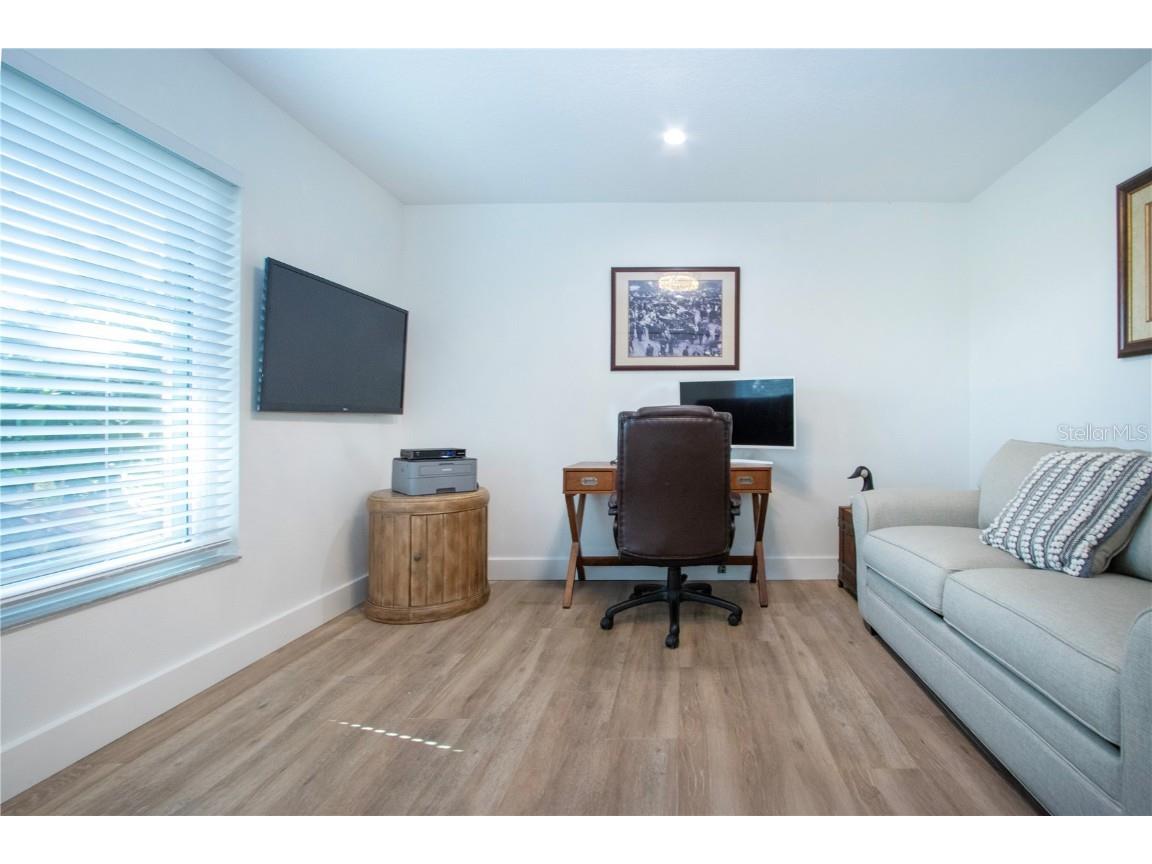 8607 50th Avenue W Bradenton FL 34210 A4670602 image71