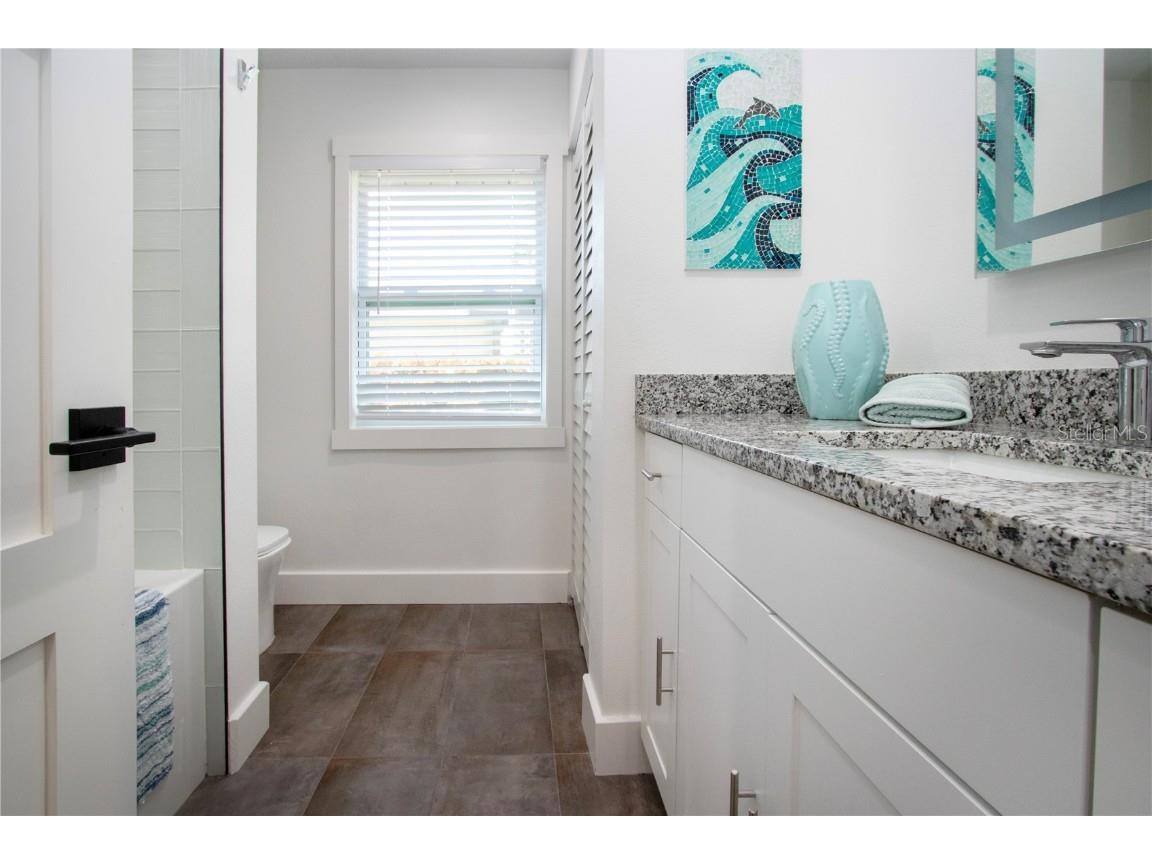 8607 50th Avenue W Bradenton FL 34210 A4670602 image74