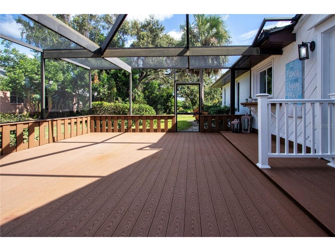 8607 50th Avenue W Bradenton FL 34210 A4670602 image85