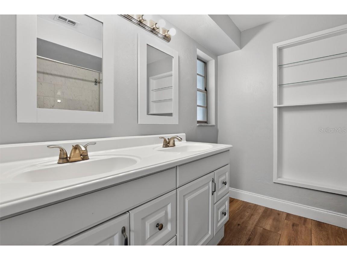 8607 Chatham Street Fort Myers FL 33907 A4673476 image23