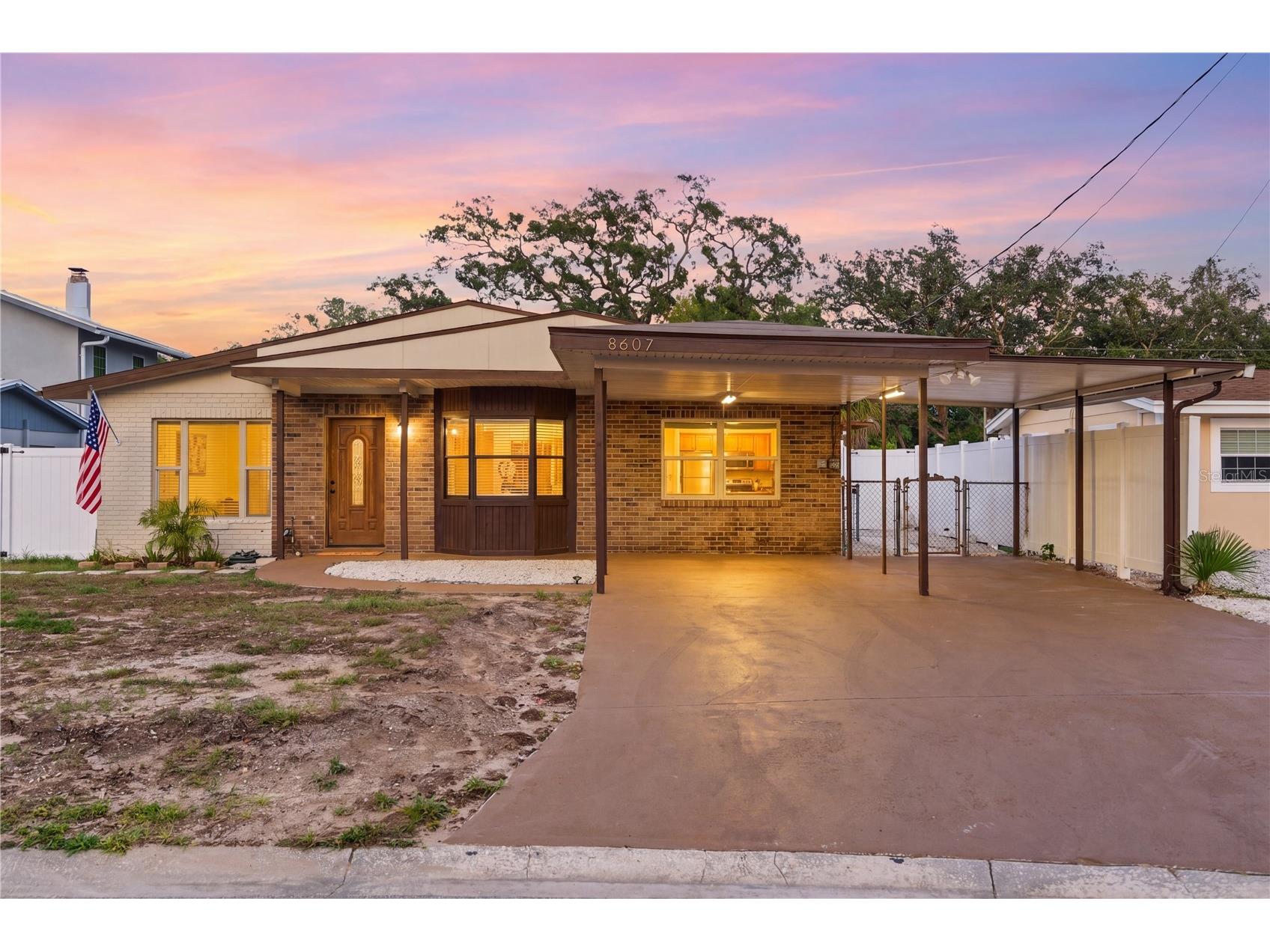 8607 May Circle Tampa FL 33614 TB8511787 image1