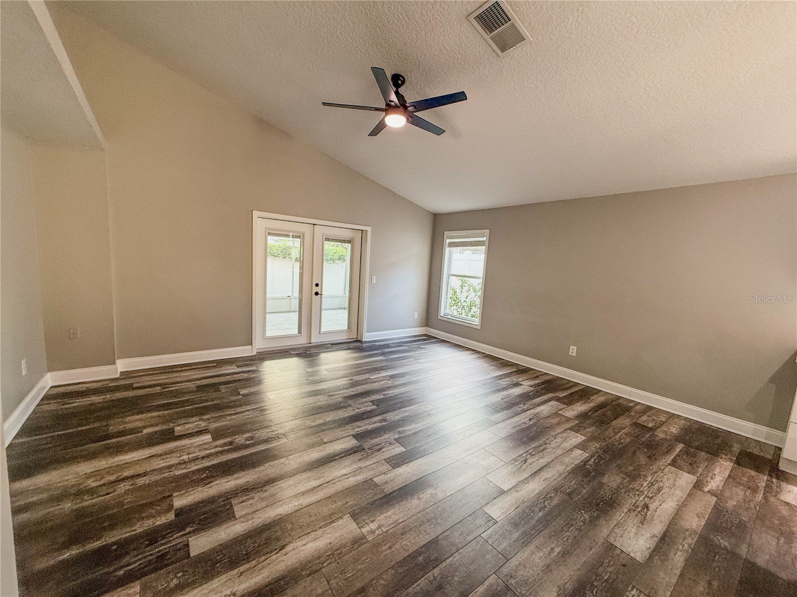 8608 Fawn Creek Drive Tampa FL 33626 TB8516417 image18