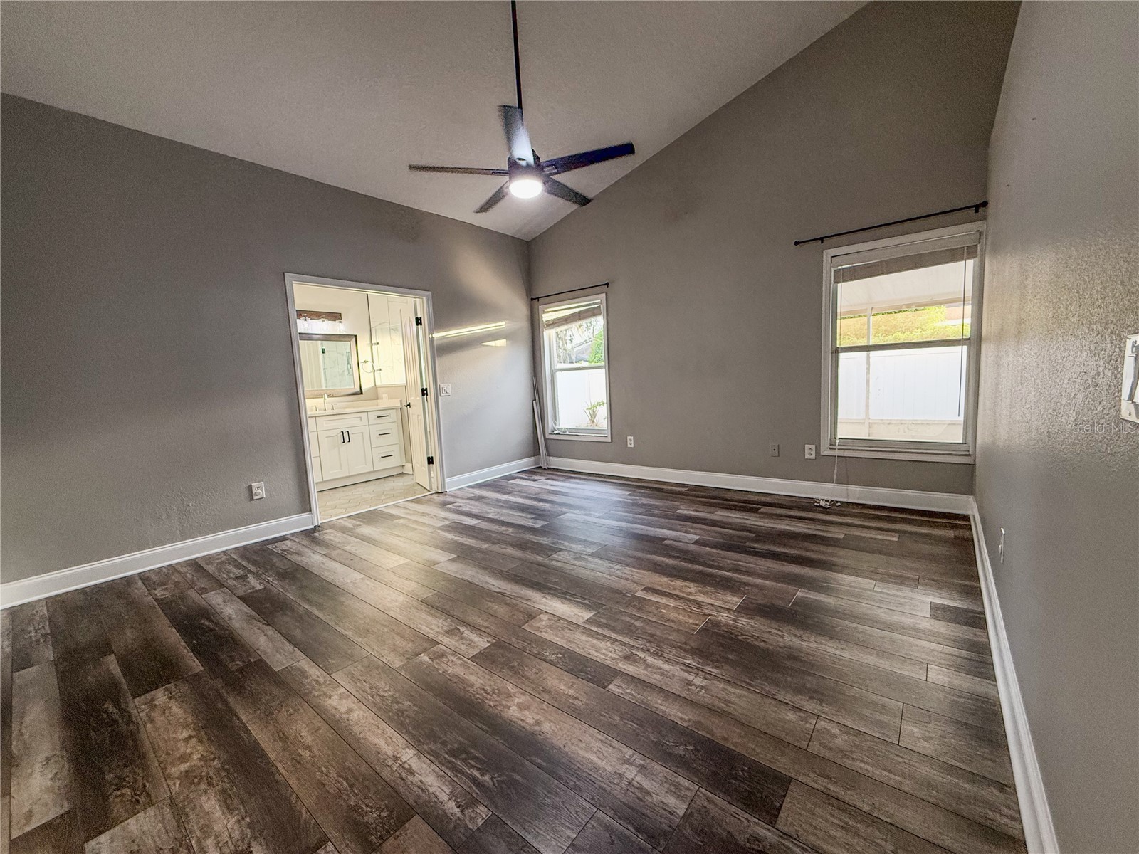 8608 Fawn Creek Drive Tampa FL 33626 TB8516417 image21