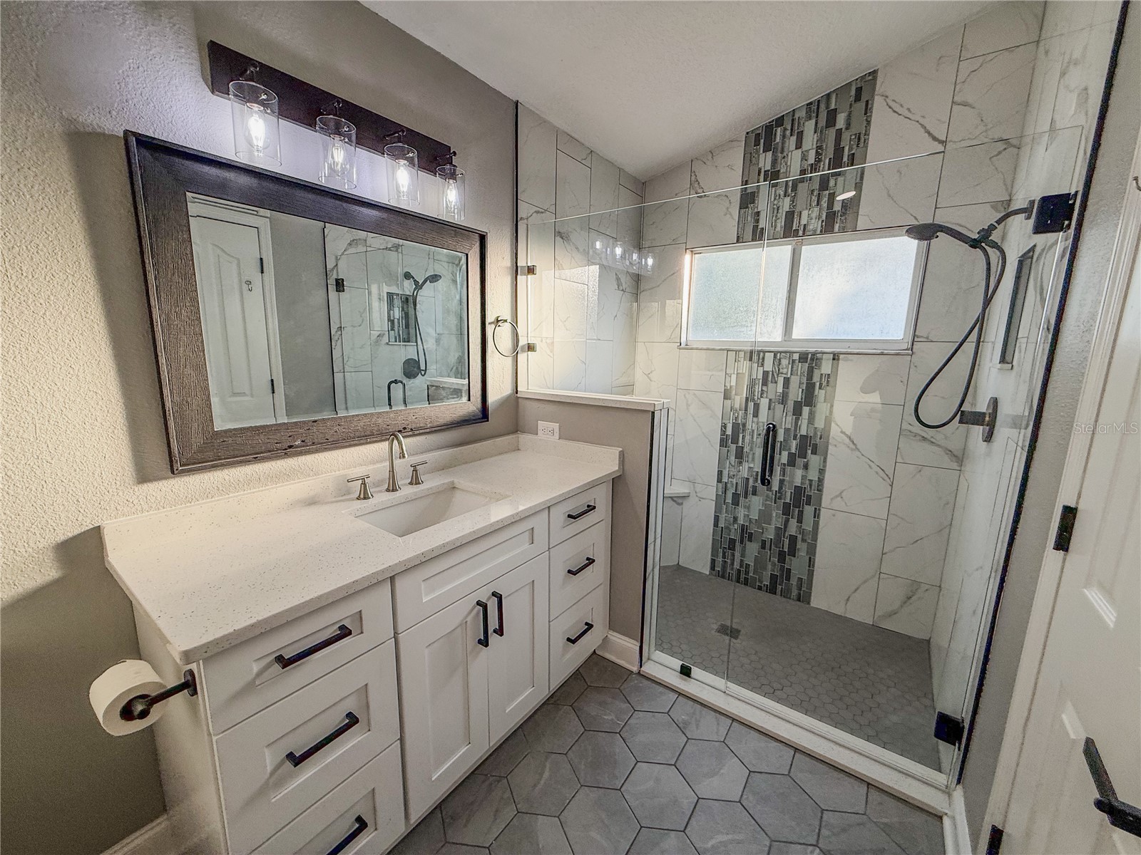 8608 Fawn Creek Drive Tampa FL 33626 TB8516417 image28