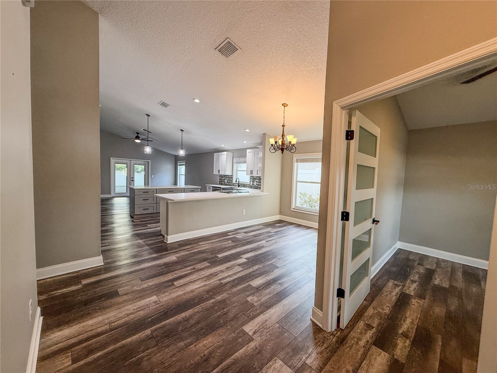 8608 Fawn Creek Drive Tampa FL 33626 TB8516417 image3