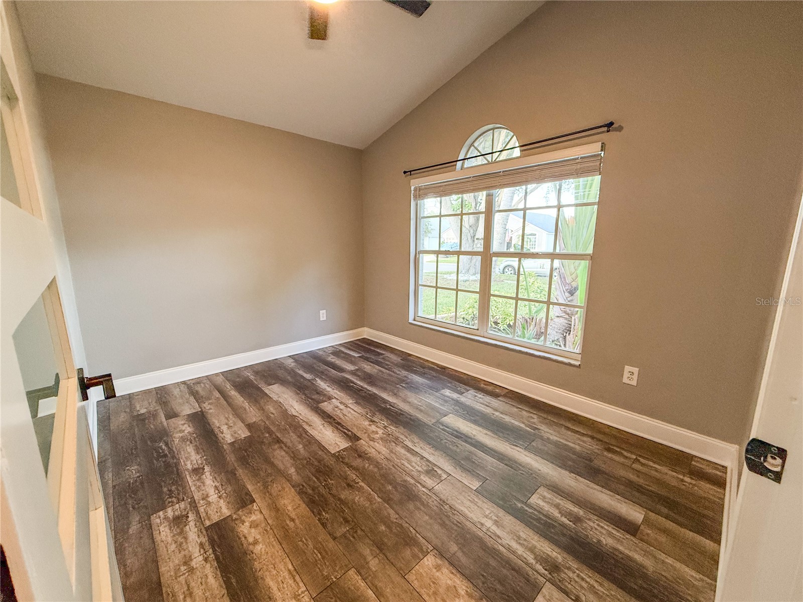 8608 Fawn Creek Drive Tampa FL 33626 TB8516417 image5