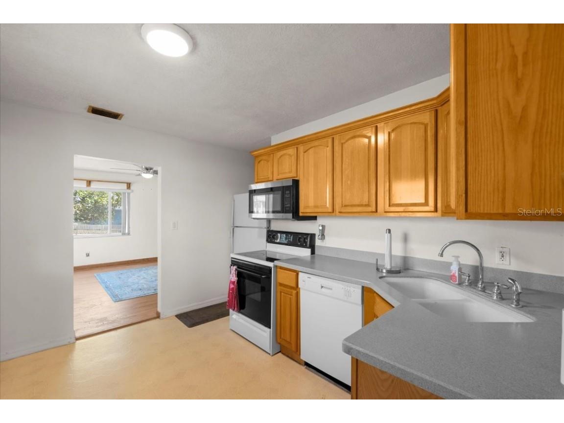 8608 N 20th Street Tampa FL 33604 O6287998 image10