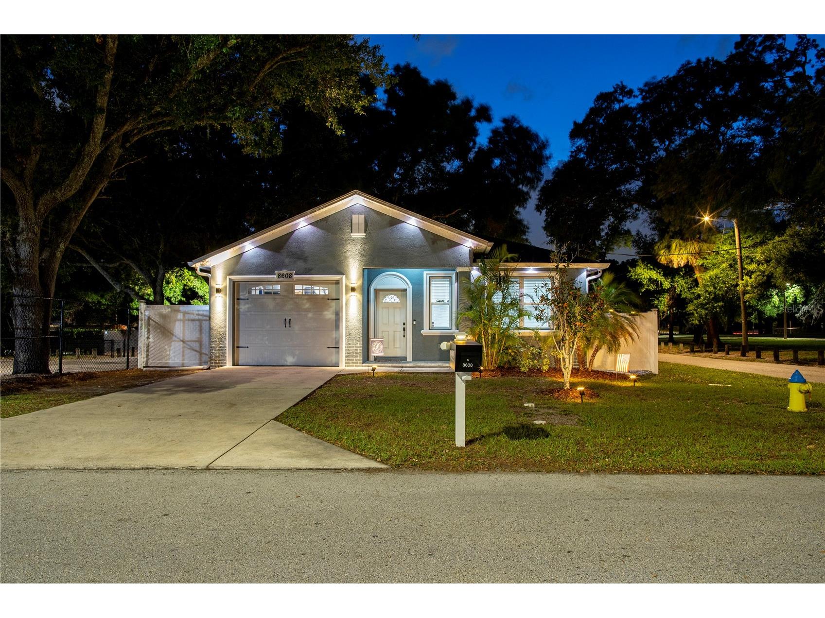 8608 N Mitchell Avenue Tampa FL 33604 TB8527285 image1