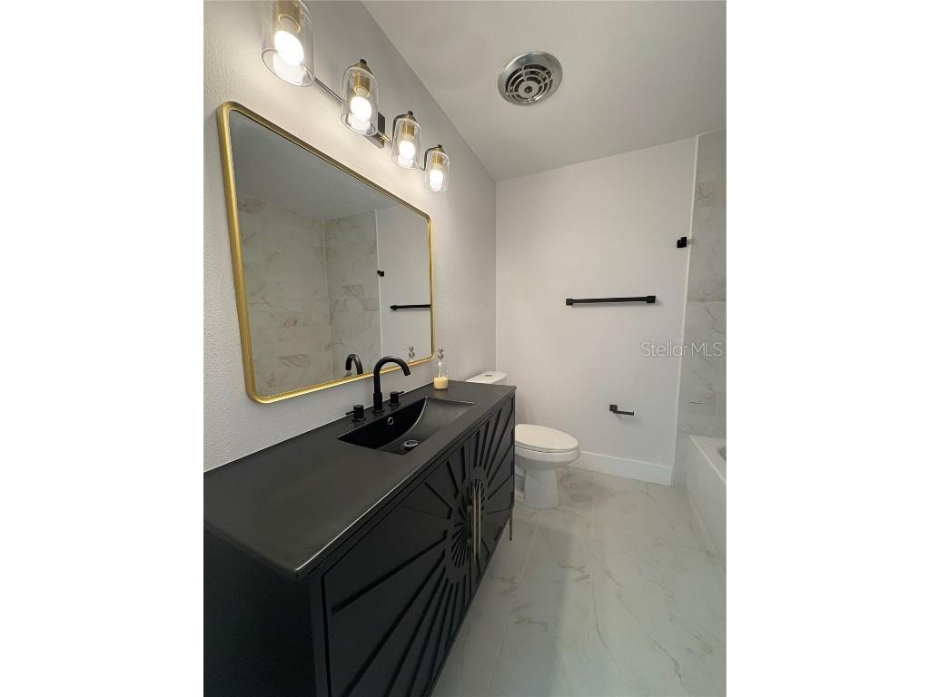 8609 Driftwood Drive Tampa FL 33615 TB8412032 image18