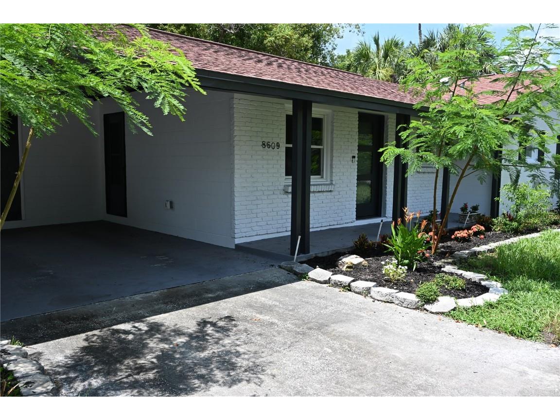 8609 Driftwood Drive Tampa FL 33615 TB8412032 image2