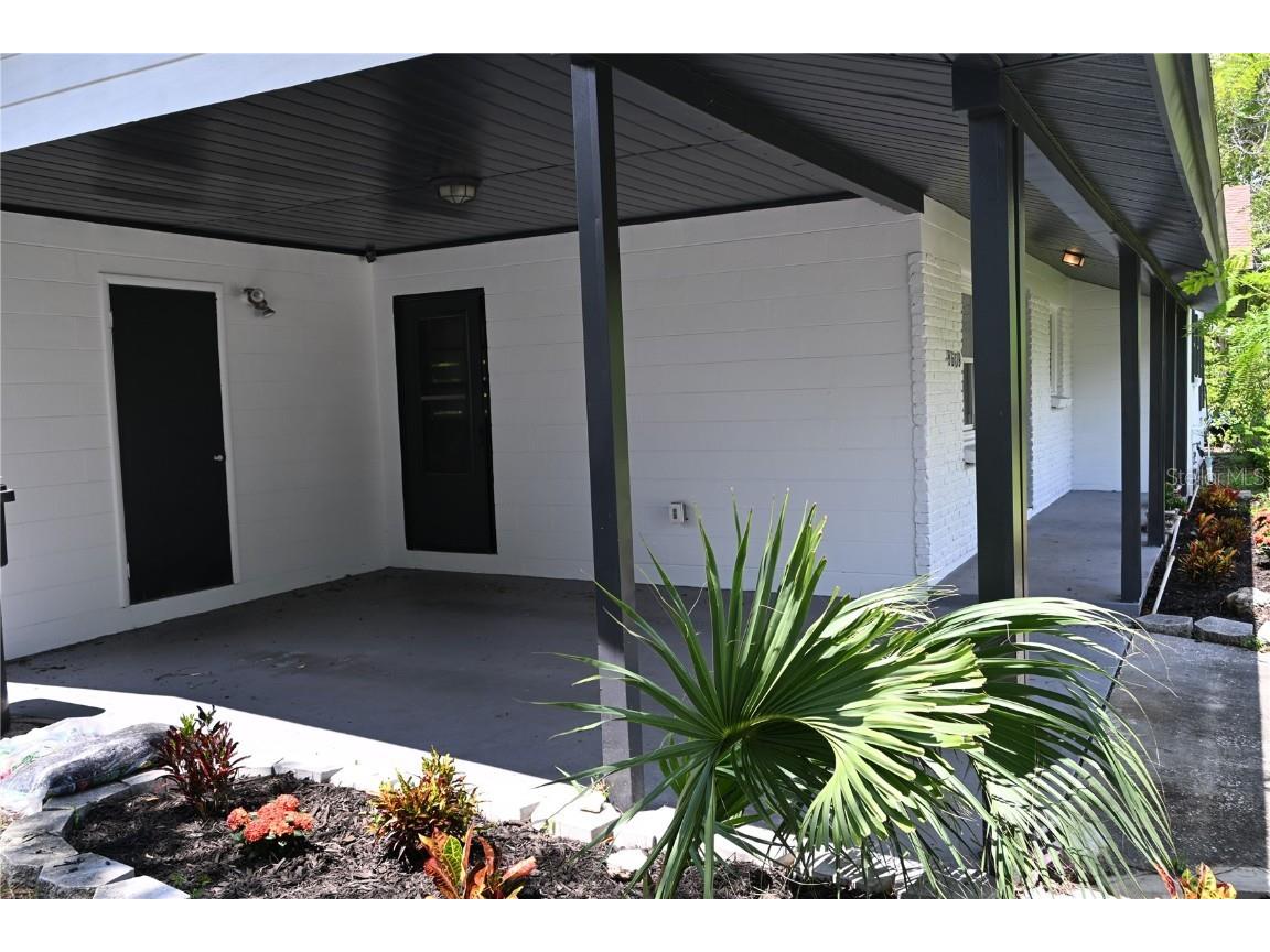 8609 Driftwood Drive Tampa FL 33615 TB8412032 image24