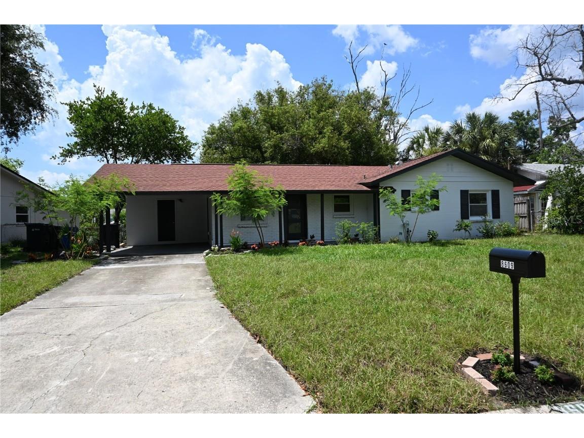 8609 Driftwood Drive Tampa FL 33615 TB8459808 image1
