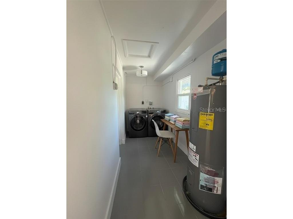 8609 Driftwood Drive Tampa FL 33615 TB8459808 image14