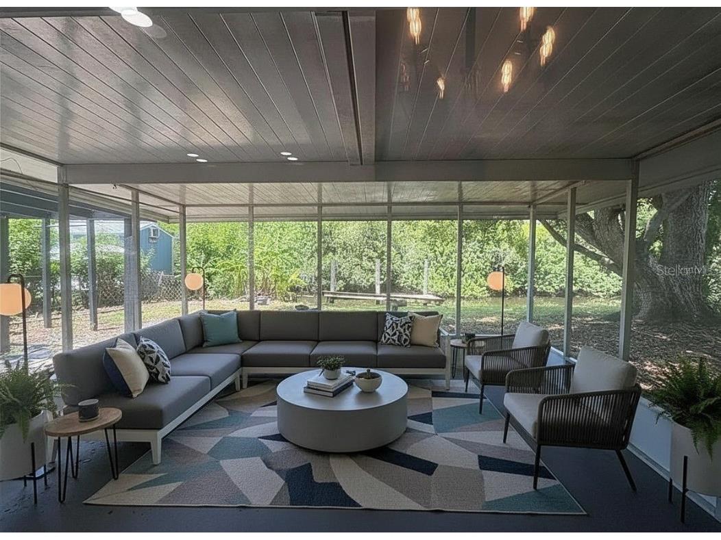 8609 Driftwood Drive Tampa FL 33615 TB8459808 image15