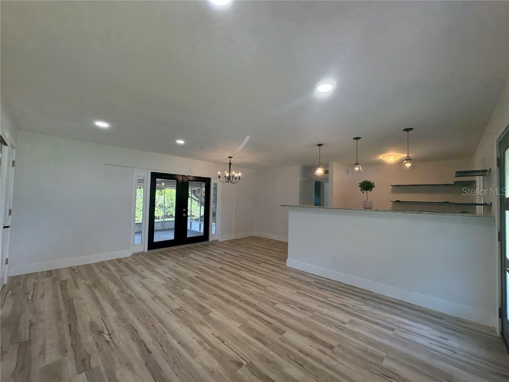 8609 Driftwood Drive Tampa FL 33615 TB8459808 image19