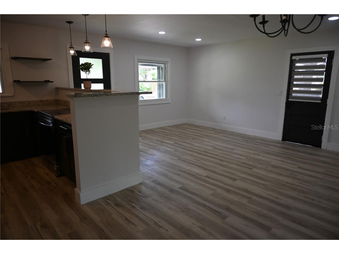 8609 Driftwood Drive Tampa FL 33615 TB8459808 image24