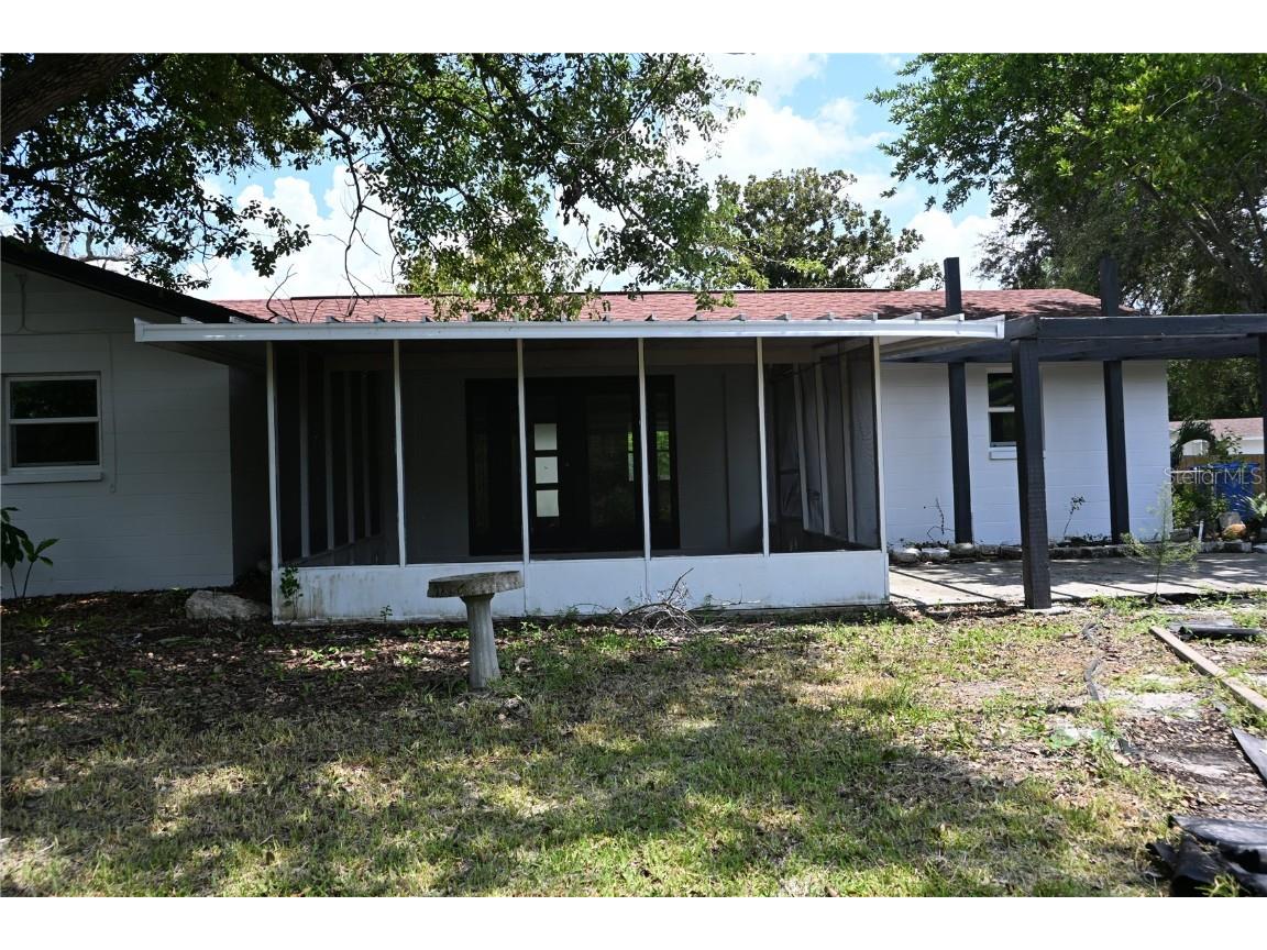 8609 Driftwood Drive Tampa FL 33615 TB8459808 image38