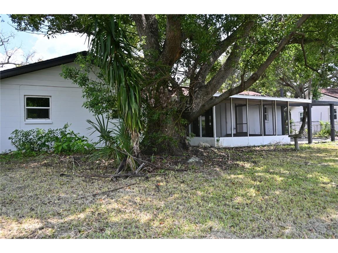 8609 Driftwood Drive Tampa FL 33615 TB8459808 image39