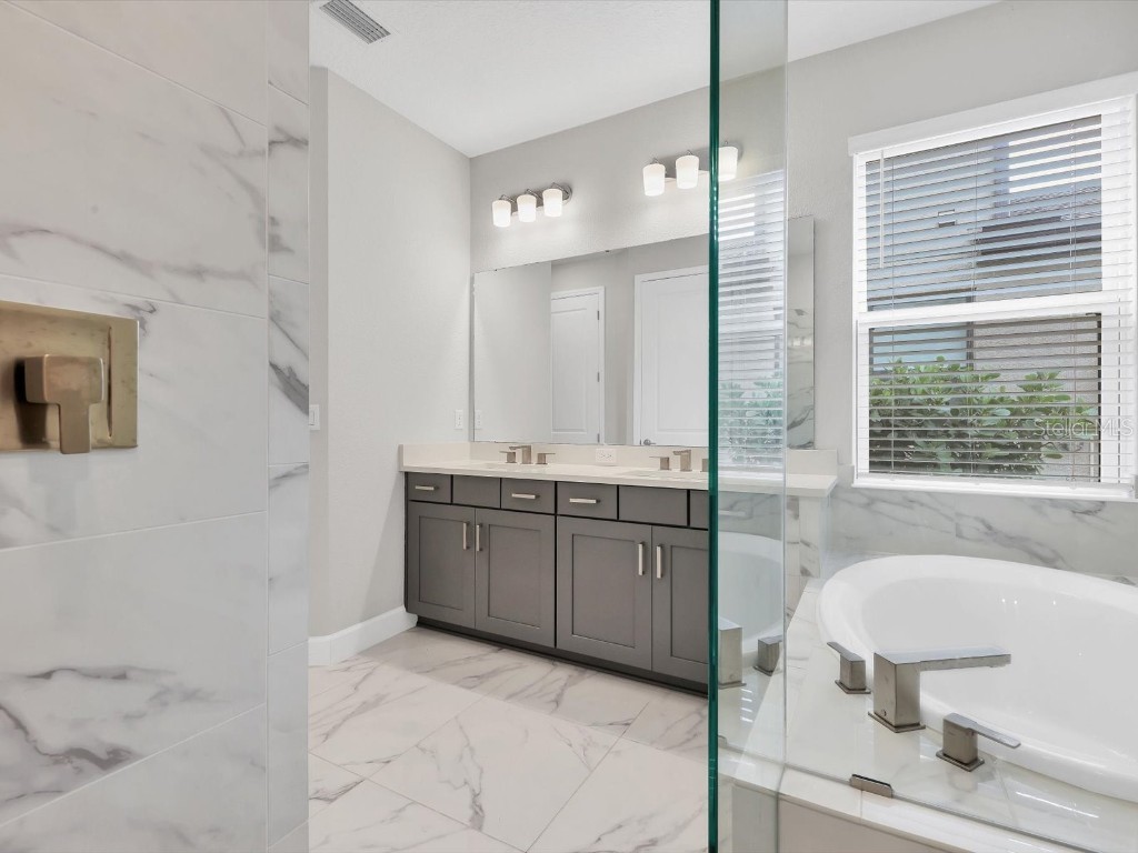 8609 Evening Drive Sarasota FL 34241 A4666480 image21