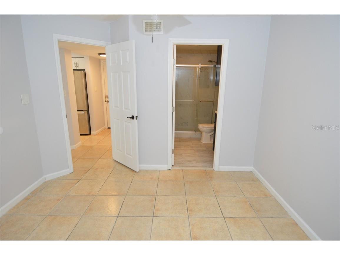 8609 Mallard Reserve Drive #101 Tampa FL 33614 TB8437696 image29