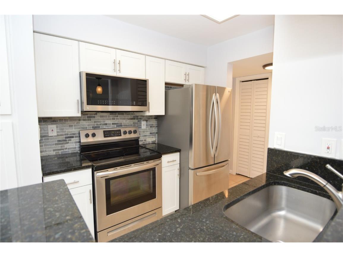 8609 Mallard Reserve Drive #101 Tampa FL 33614 TB8437696 image5