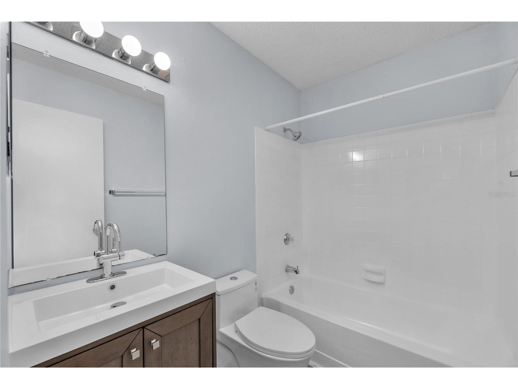 8609 Mallard Reserve Drive #203 Tampa FL 33614 TB8524573 image18